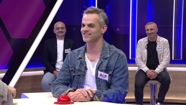 Herhangi bir olguyu duyurmak için yayımlanan yazılı veya sözlü haber