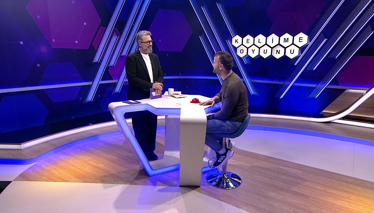 Uygun bulan, benimseyen, isteyen, kabul eden