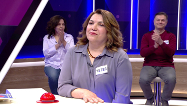 Dantel ya da nakış ipliği yumağı