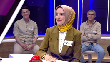 Su üstünde giden büyük taşıt