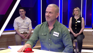 Bir ülkedeki vatandaşların bütünü, kamu