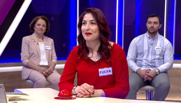 Türkçesi "öykünce" olan edebi türün Fransızca kökenli karşılığı