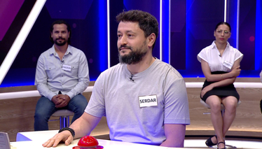 Telgrafçılıkta kullanılan, nokta ve çizgilerden oluşan alfabe