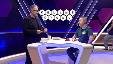 Isı ve etken madde yoluyla ağrı hafifletici vücuda yapışan eczalı ürün