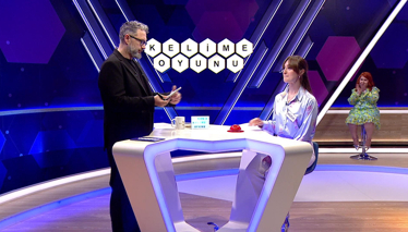 Heykelcilikte başı, göğsü bazen de omuzları içine alan sanat ürünü