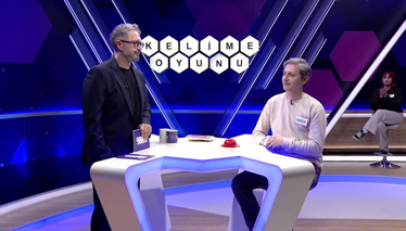 Tenis sahası anlamına gelen İngilizce kökenli bir sözcük