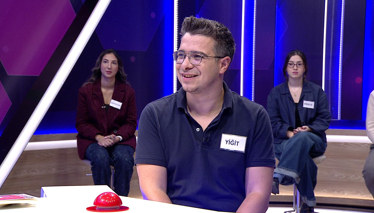 İsimleri aynı olan kişilerden her biri