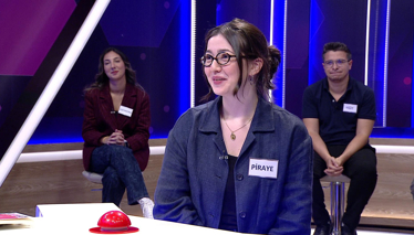 Yüksekliği genellikle birkaç yüz metreyi geçmeyen yatık yer biçimi