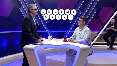 Kıyı şeridinde denize girmek için düzenlenmiş alan