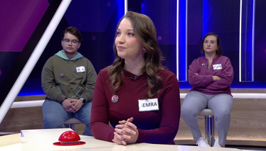 Pamuklu bir kumaştan yapılan yazlık ince örtü