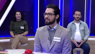 Birine veya bir şeye duyulan aşırı düşkünlük