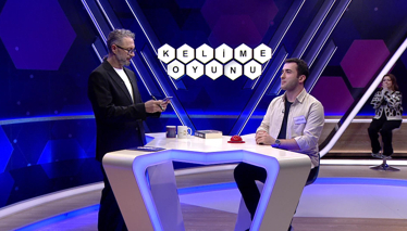 Bir yarışın belirli uzaklığı kapsayan bölümlerinden her biri