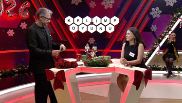 Kelime Oyunu Bir müzik parçasının bir kişi tarafından söylenmesi