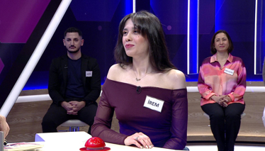 Kelime Oyunu Döndürülerek bir yere sokulan burgulu çivi