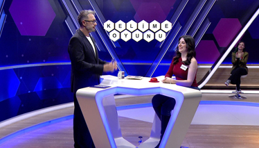 Kelime Oyunu Müziğin temposuna uyularak yapılan, dans