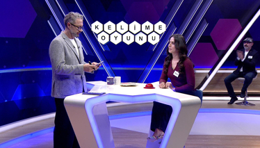 Kelime Oyunu Bazı kabuklu deniz hayvanlarının içerisinde oluşan, değerli ve sedef rengindeki süs tanesi