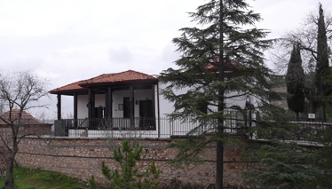 Rehber Şeyh Edebali Türbesi