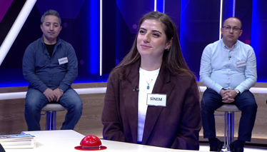 Kelime Oyunu Bir konu hakkında, üstüne anlamlarına gelen bir edat