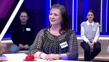 Kelime Oyunu Maddeyle ilgisi olmayan, ruhla ilgili olan