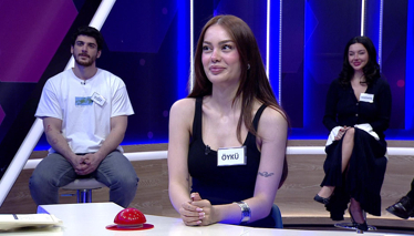 Kelime Oyunu Öykü Berkan’dan Enerjik Performans!