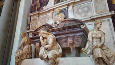 Çok Gezenti Santa Croce Bazilikası