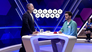 Kelime Oyunu Bir devletin silahlı kuvvetlerinin tümü