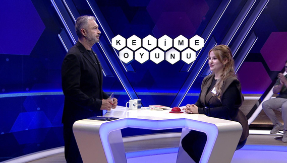 Eski dilde sürekli anlamına gelen Arapça kökenli sıfat