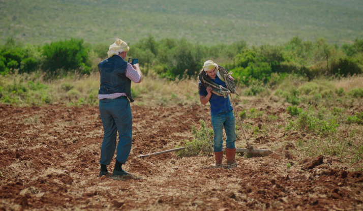 Kalbim Ege'de Kaldı 2.Bölüm'den en komik anlar!