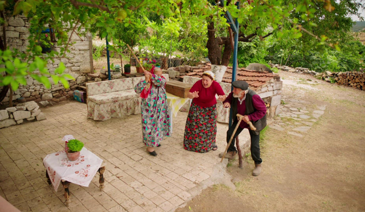 Kalbim Ege'de Kaldı 4. Bölüm'den en özel anlar!