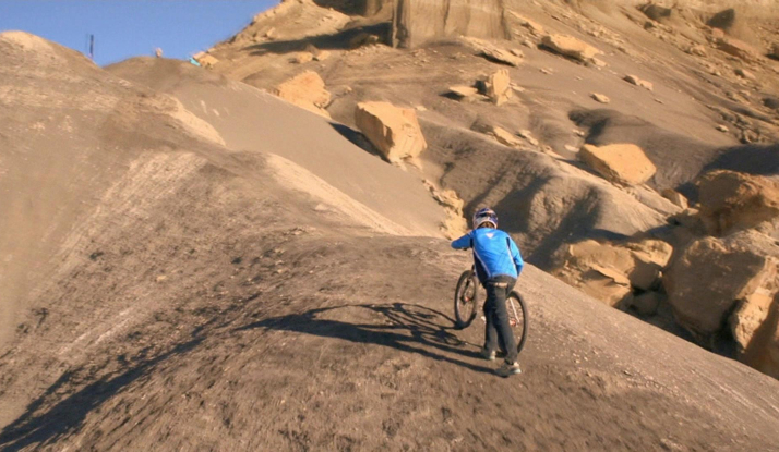 FARKLI VE HEYECANLI 25. BÖLÜM FOTO GALERİ