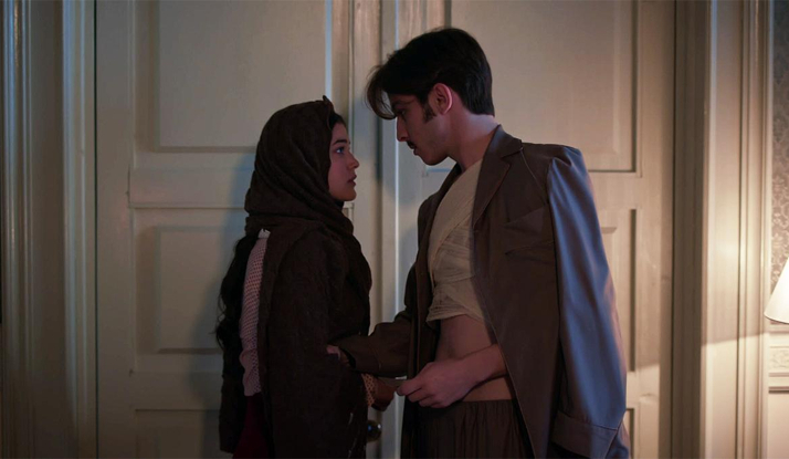 Azize'm, benim cennetimsin!