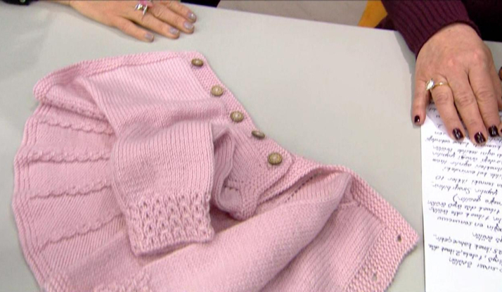 Pembiş Bebek Hırkası ve Şapkası