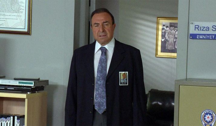 Nereden Nereye Arka Sokaklar - Zafer Ergin (Rıza Baba)