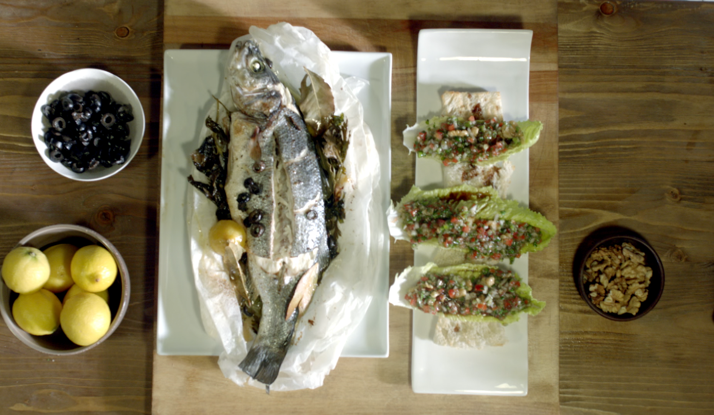 Kağıtta Fesleğenli Levrek