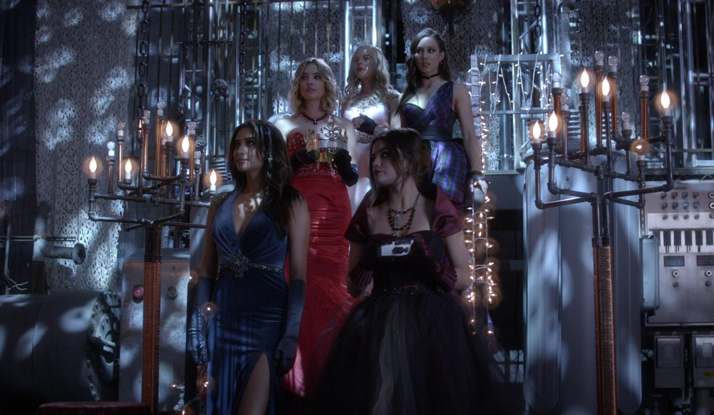 Pretty Little Liars 5. Sezon Foto Galeri