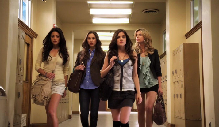 Pretty Little Liars 2. Sezon Foto Galeri 