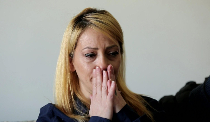 Esra Ezmeci ile Yalnız Değilsiniz 1. Bölüm Foto Galeri