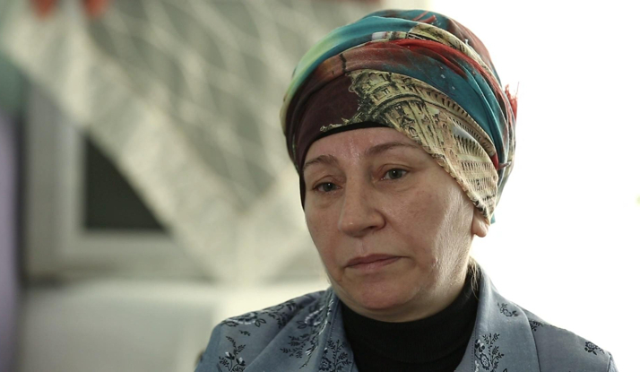 Esra Ezmeci ile Yalnız Değilsiniz 2. Bölüm Foto Galeri