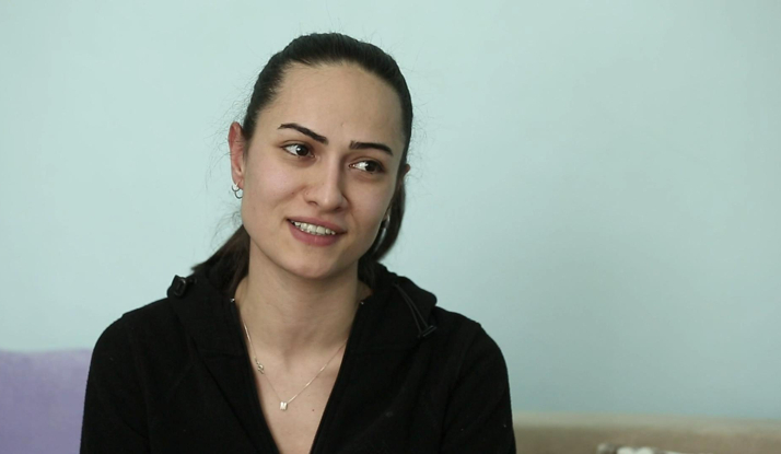 Esra Ezmeci ile Yalnız Değilsiniz 2. Bölüm Foto Galeri