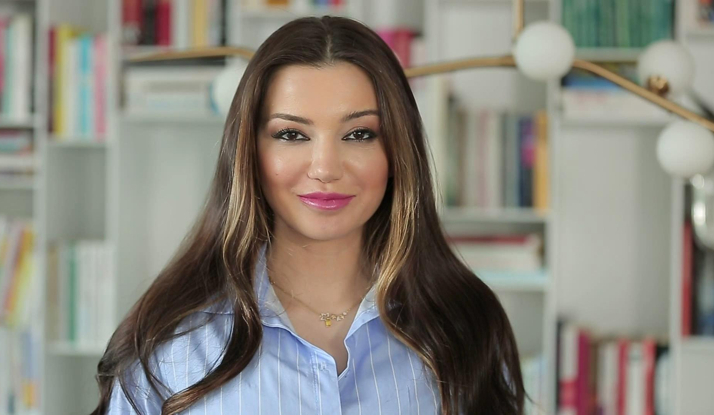 Esra Ezmeci ile Yalnız Değilsiniz 4. Bölüm Foto Galeri 