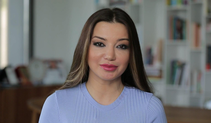 Esra Ezmeci ile Yalnız Değilsiniz 7. Bölüm Foto Galeri