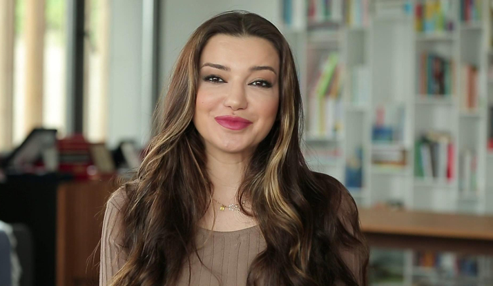 Esra Ezmeci ile Yalnız Değilsiniz 8. Bölüm Foto Galeri