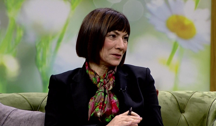 Yeniden Konuşalım 16. Bölüm Foto Galeri