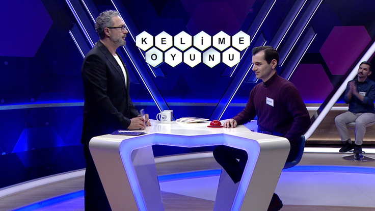 Akılca zayıf veya hasta birinin malını yöneten kimse